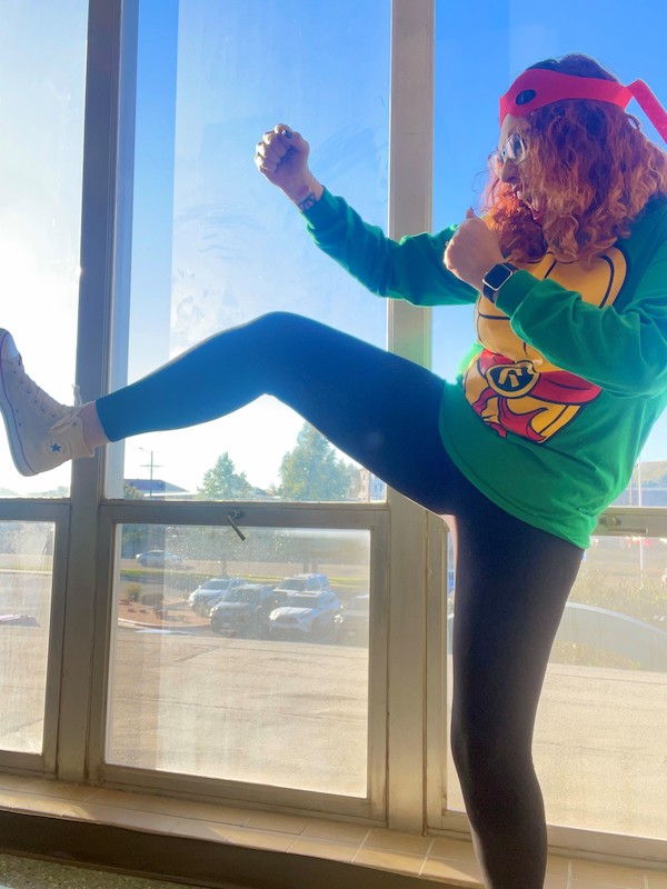 Augusta Benavides as Raphael