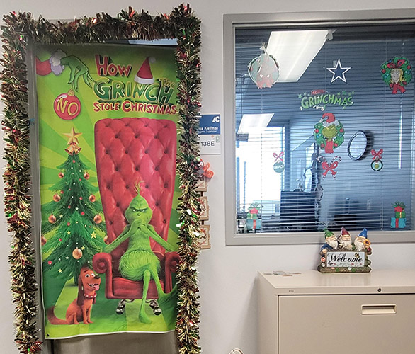 Olga Kleffman   How the Grinch Stole Christmas