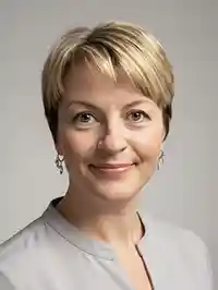 Claudine Crume